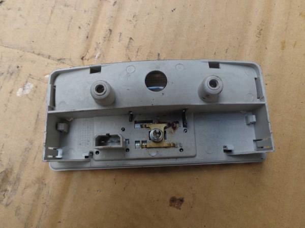 PLAFONIER VW POLO 9N3 - Vue 2